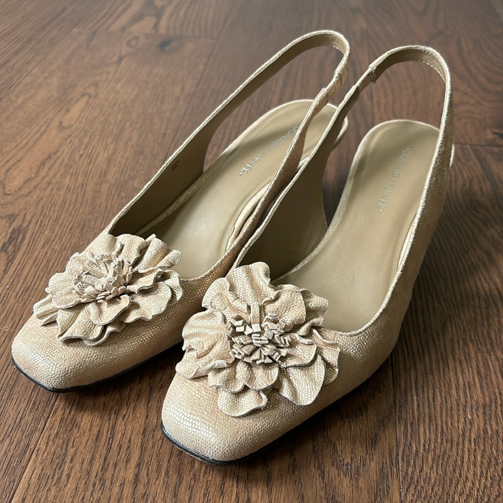 Donald J. Pliner Beige Floral Slingback Heels